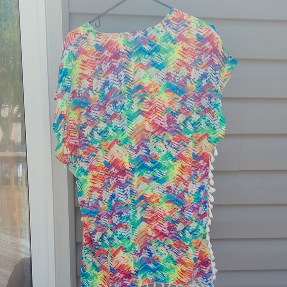 Beach By Design Red and Blue  Multicolor Swim Coverup for Beach Days With Tassel - Picture 9 of 10